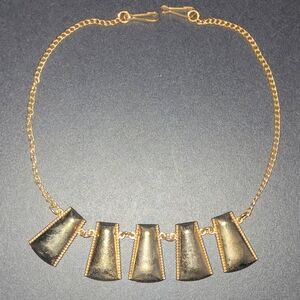 Elegant Gold Necklace